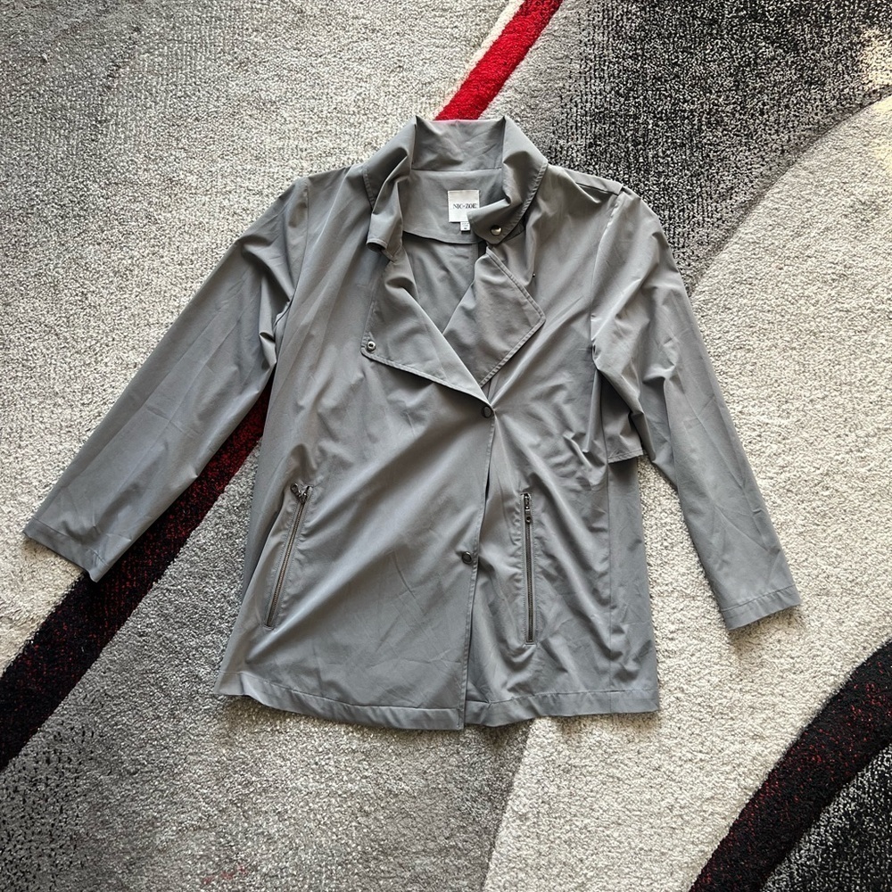 Nic + Zoe Lightweight Gray Minimalist Jacket